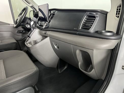 Used 2023 Ford Transit 350 XLT image 31