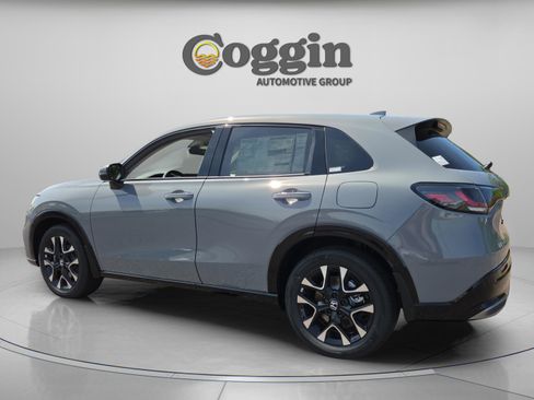 New 2026 Honda HR-V EX-L image 3
