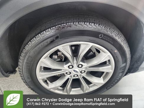 Used 2022 Ford Explorer XLT w/ Equipment Group 202A image 25