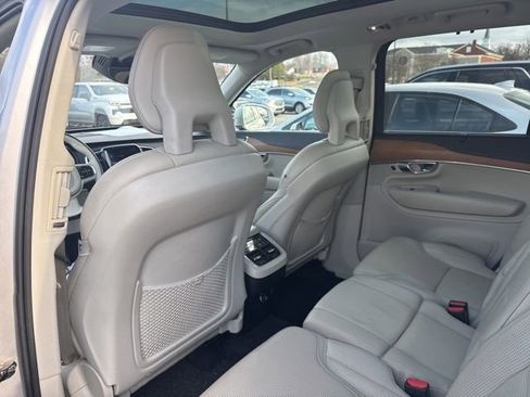 Used 2017 Volvo XC90 T6 Inscription w/ Convenience Package image 24