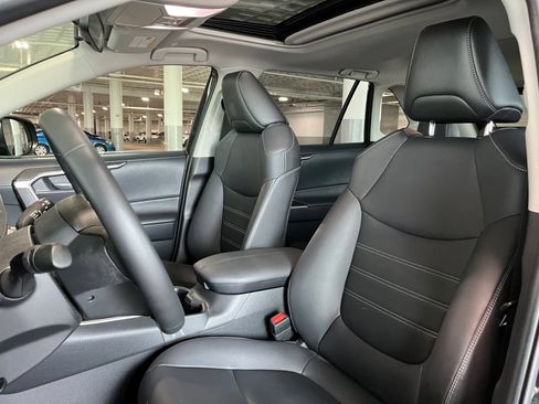 Used 2025 Toyota RAV4 XLE Premium w/ Weather Package AWD/4WD image 13