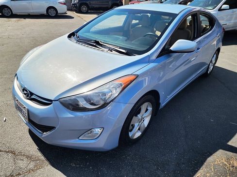 Used 2013 Hyundai Elantra GLS w/ Preferred Pkg image 13