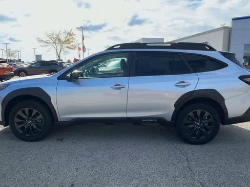 Certified 2025 Subaru Outback Onyx Edition image 5