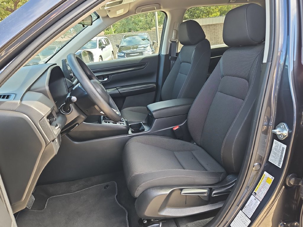 Used 2025 Honda CR-V LX image 25