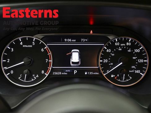 Used 2023 Nissan Rogue S AWD/4WD image 18