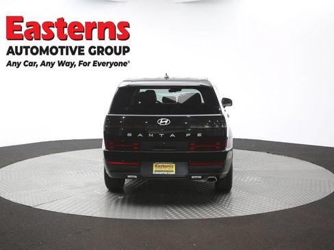 Used 2025 Hyundai Santa Fe SE FWD image 35