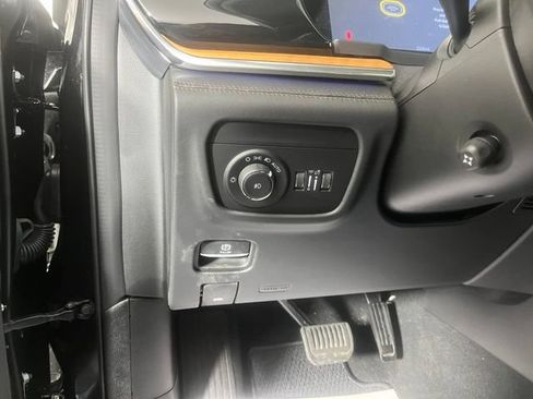 Used 2026 Jeep Grand Cherokee Summit w/ Adv Protech Group IV AWD/4WD image 19