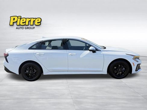 Used 2025 Kia K5 LXS FWD image 3
