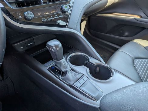 Used 2022 Toyota Camry SE image 22