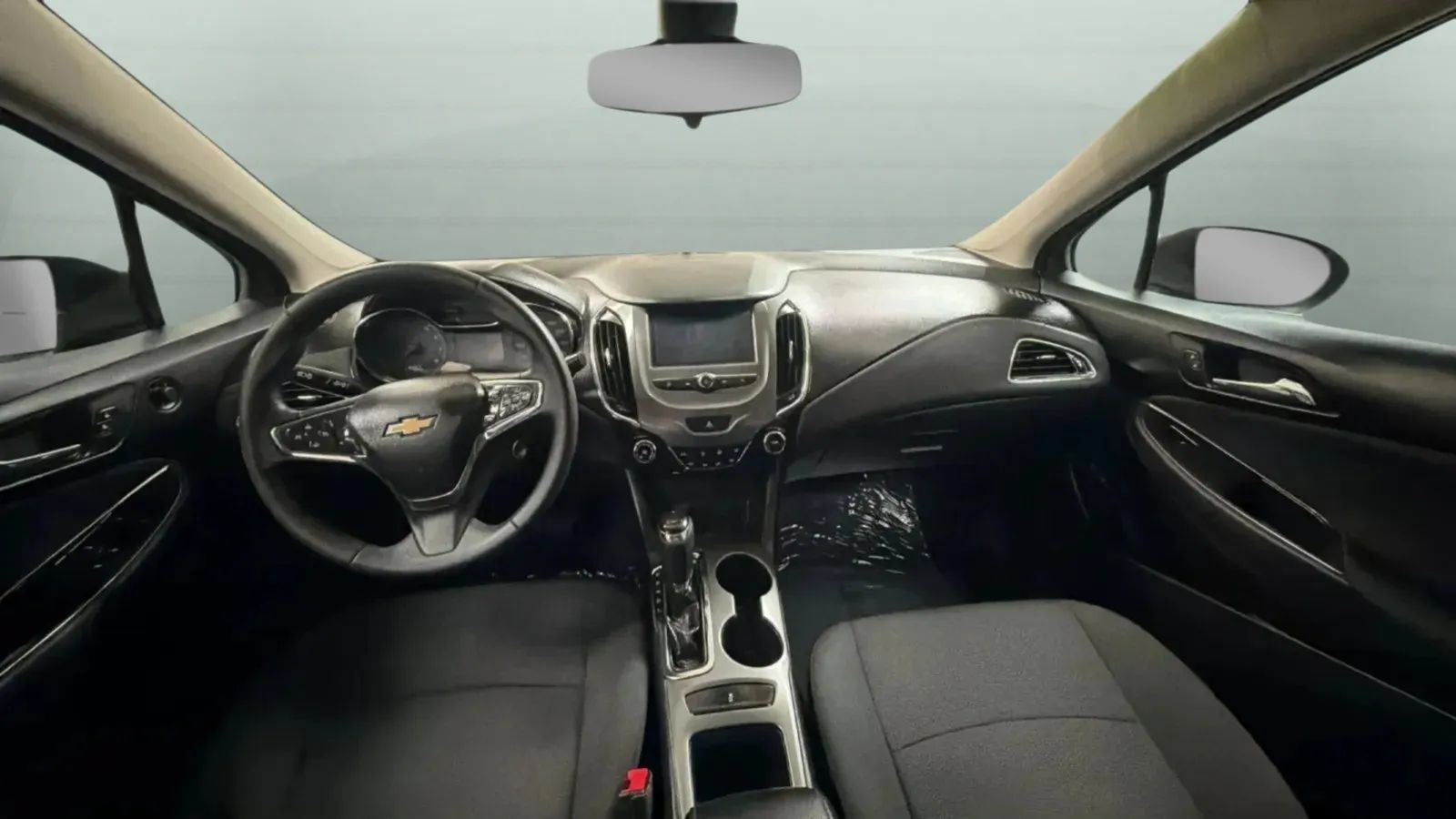 Used 2018 Chevrolet Cruze LT FWD image 9