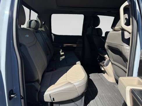 Used 2025 Ford F450 Platinum w/ Platinum Plus Package AWD/4WD image 15