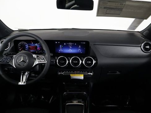 New 2026 Mercedes-Benz GLA 250 image 4