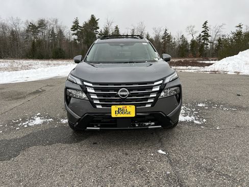 New 2026 Nissan Rogue Platinum image 10