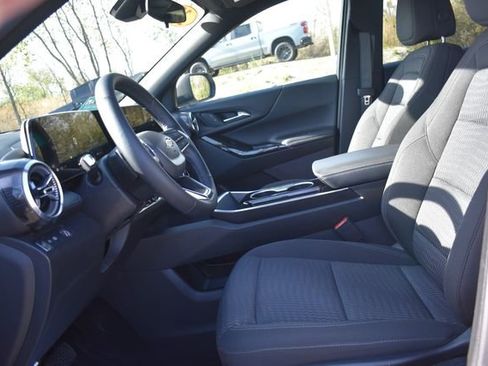 Certified 2025 Chevrolet Equinox LT FWD image 22