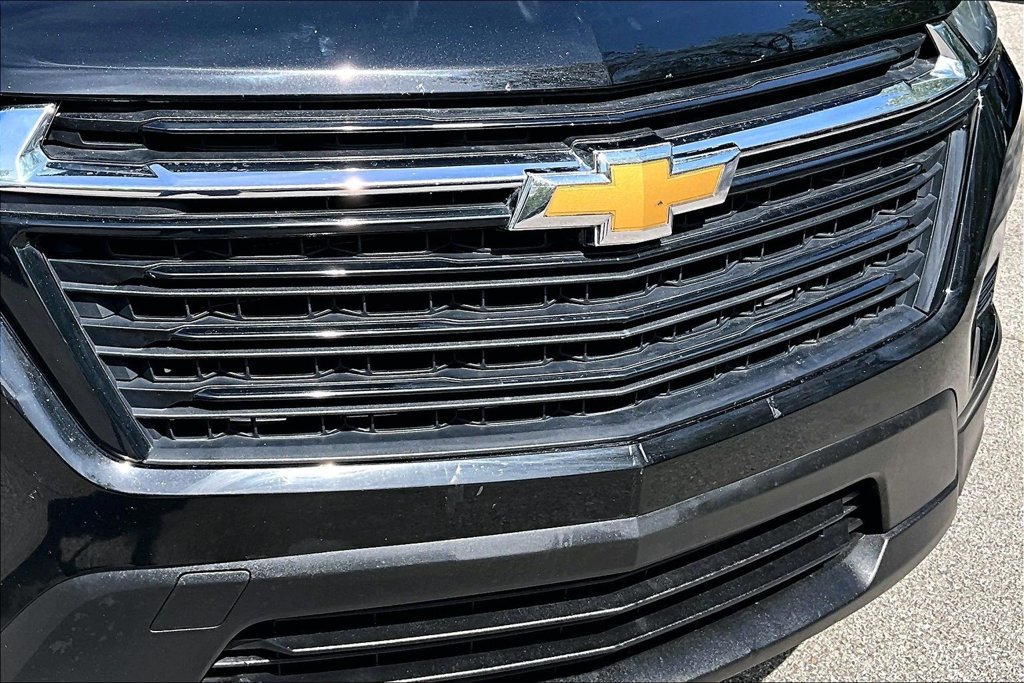 Used 2023 Chevrolet Traverse LT FWD image 39