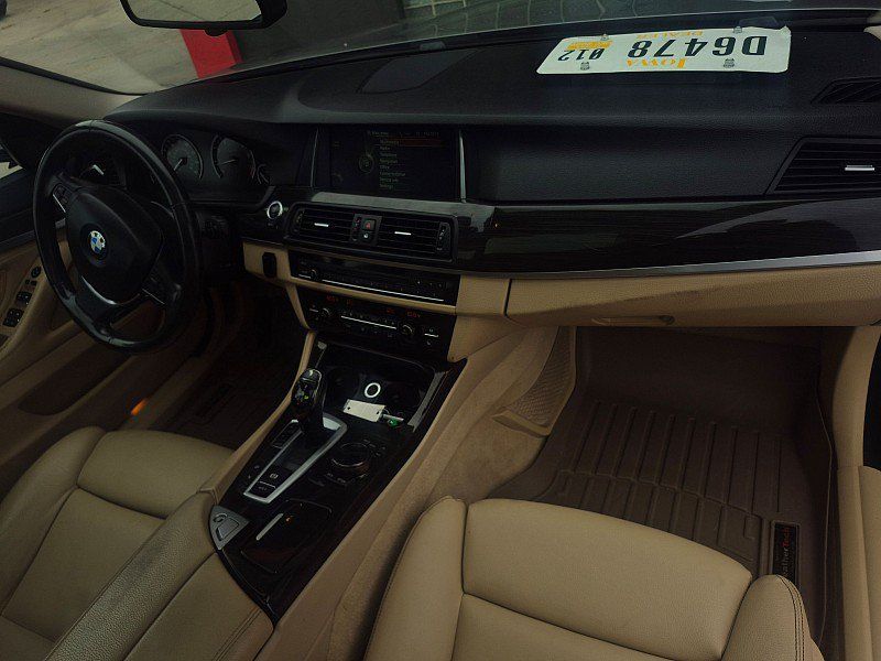 Used 2014 BMW 550i xDrive Sedan AWD/4WD image 14