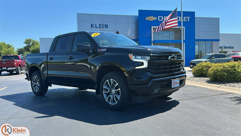 New 2026 Chevrolet Silverado 1500 RST w/ Z71 Off-Road Package AWD/4WD image 1