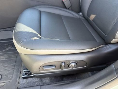 New 2026 Chevrolet Trax ACTIV w/ Sunroof Package image 11