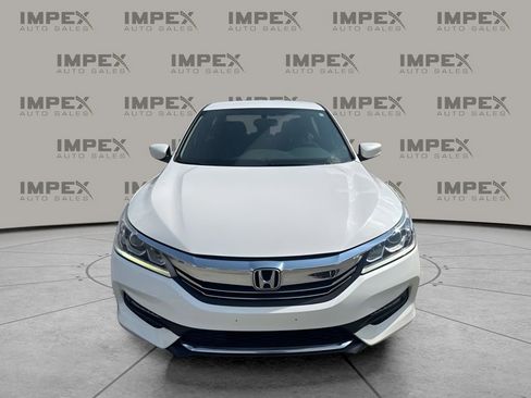 Used 2016 Honda Accord Sport image 8