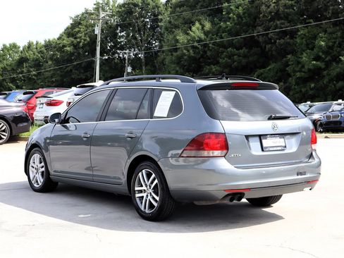 Used 2012 Volkswagen Jetta TDI FWD image 5