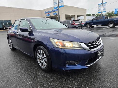 Used 2013 Honda Accord LX image 3