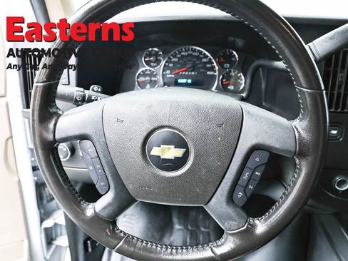 Used 2021 Chevrolet Express 3500 w/ Driver Convenience Package RWD image 10