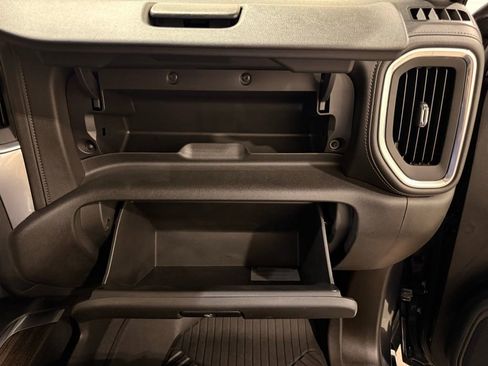 Used 2021 Chevrolet Silverado 1500 LT Trail Boss w/ Convenience Package II image 30