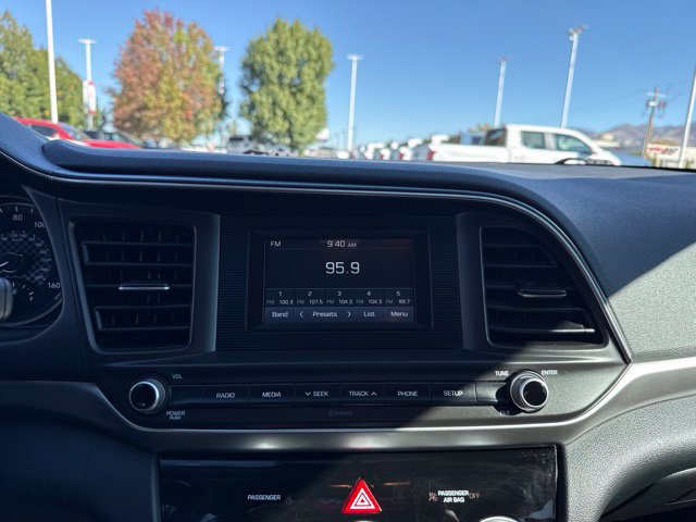 Used 2019 Hyundai Elantra SE w/ Cargo Package FWD image 13