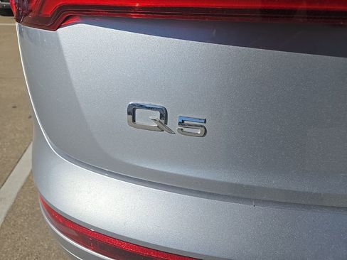 Used 2019 Audi Q5 2.0T Premium image 13