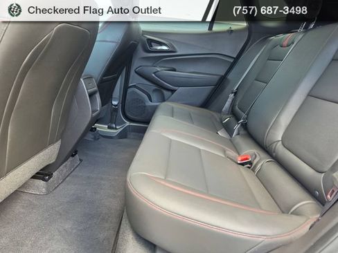 Used 2025 Chevrolet Trax RS w/ Driver Confidence Package FWD image 24