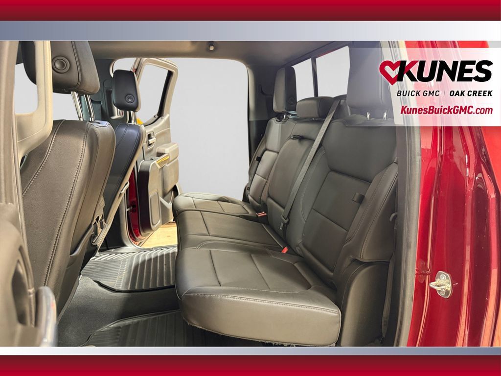 Used 2020 Chevrolet Silverado 1500 RST AWD/4WD image 35