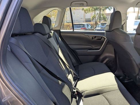 Used 2025 Toyota RAV4 LE image 28