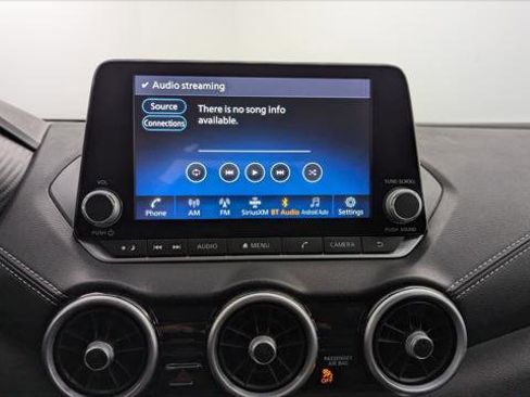 Used 2024 Nissan Sentra SV image 28