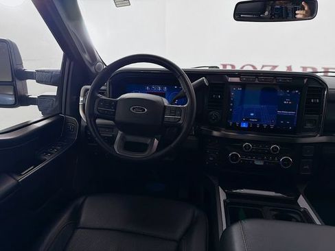 Used 2023 Ford F350 Lariat w/ Lariat Ultimate Package AWD/4WD image 28