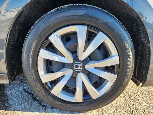 Certified 2024 Honda Civic LX image 19