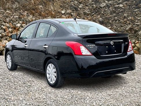 Used 2019 Nissan Versa SV image 11