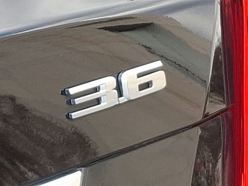 Used 2019 Cadillac XT5 Luxury image 35