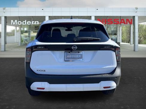 New 2026 Nissan Kicks S image 4