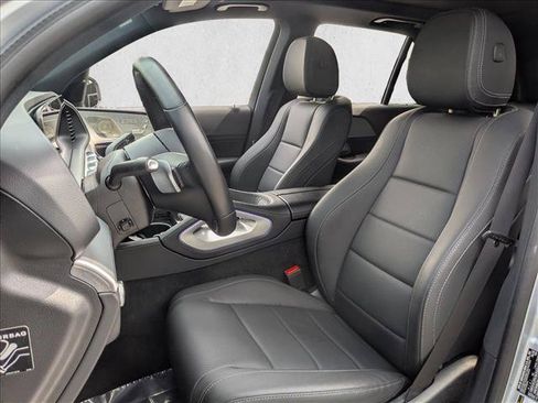 Used 2025 Mercedes-Benz GLE 350 4MATIC image 17