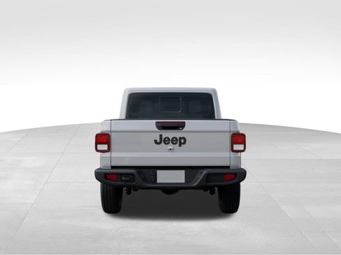 New 2026 Jeep Gladiator Sport AWD/4WD image 7