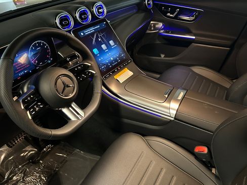 New 2026 Mercedes-Benz GLC 300 image 9