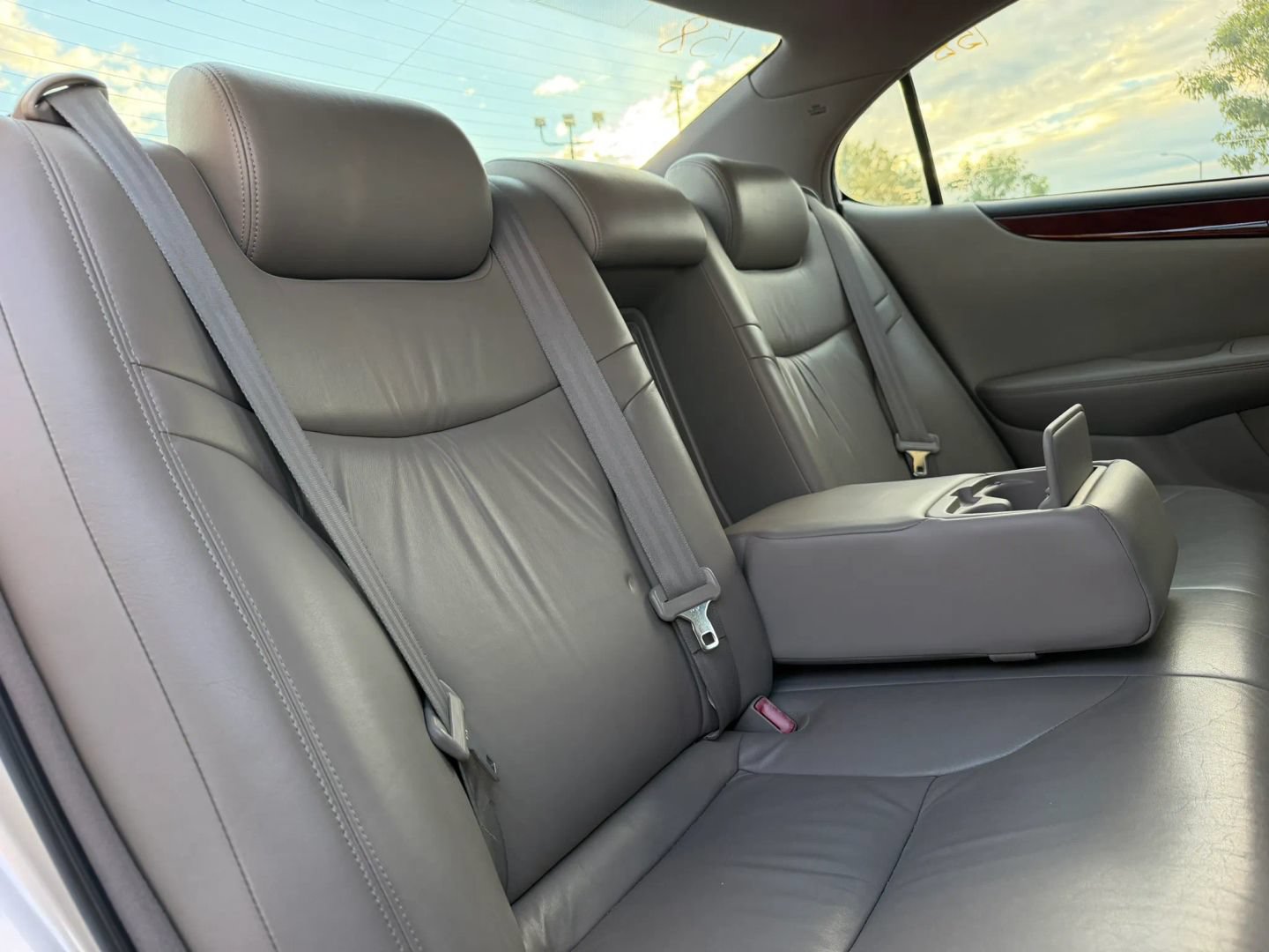 Used 2003 Lexus ES 330 w/ Premium Pkg FWD image 19
