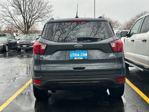 Certified 2019 Ford Escape SE image 4