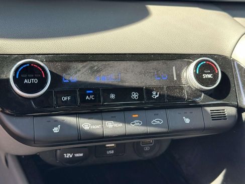 Used 2021 Hyundai Elantra SEL w/ Convenience Package FWD image 20