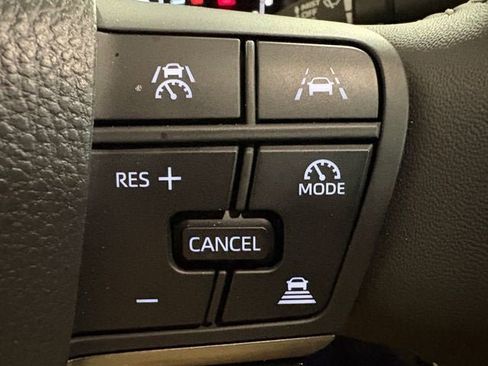 Used 2026 Toyota Camry SE FWD image 11