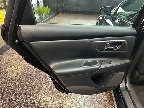 Used 2015 Nissan Altima 2.5 SL w/ Technology Package image 21