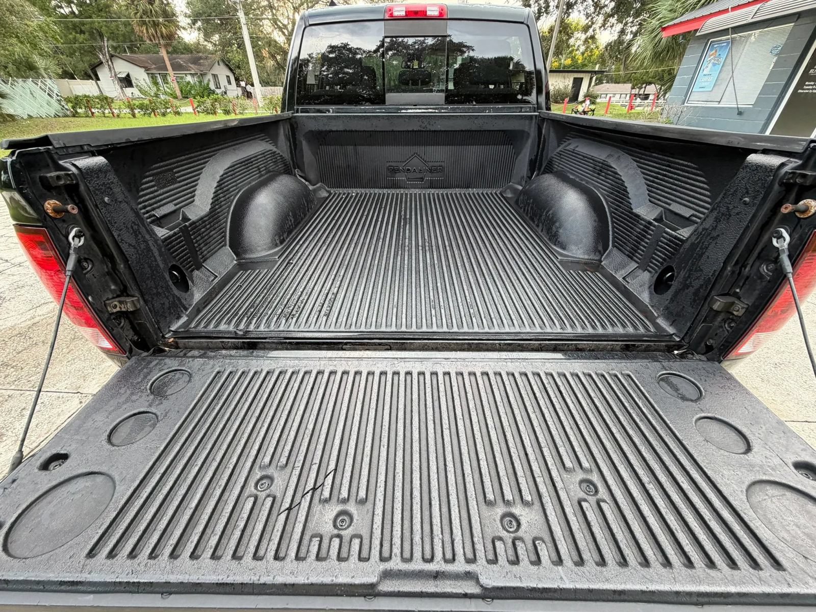 Used 2014 RAM 1500 Outdoorsman RWD image 11