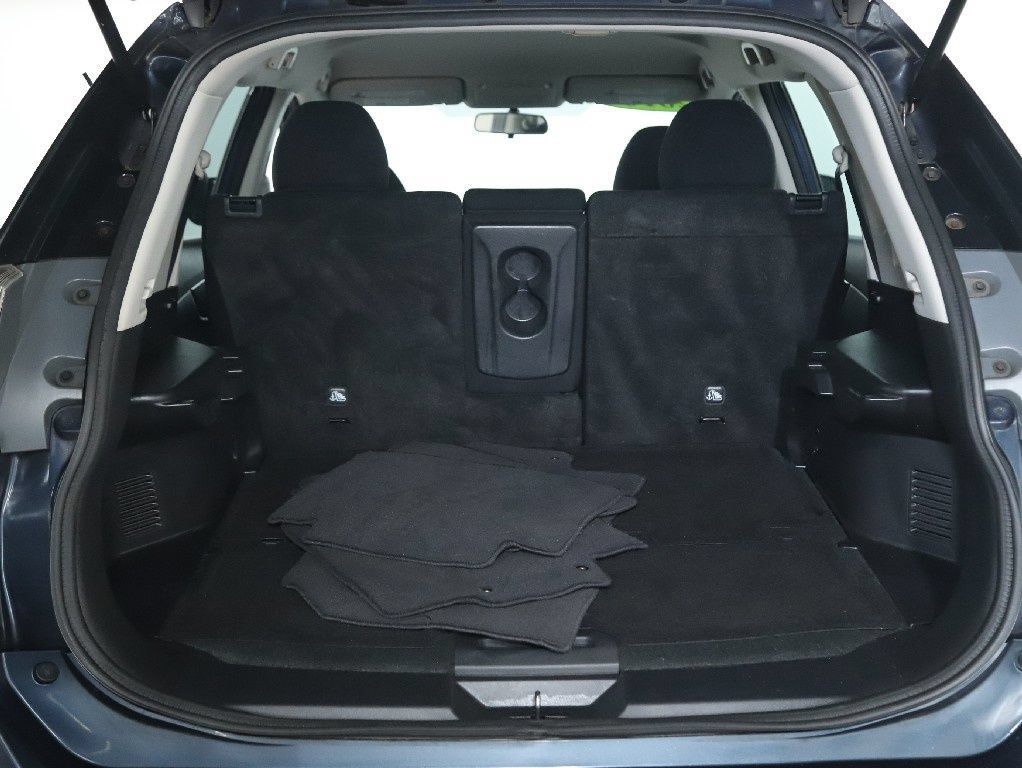 Used 2016 Nissan Rogue S FWD image 30