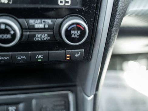 Used 2019 Subaru Ascent Premium AWD/4WD image 27
