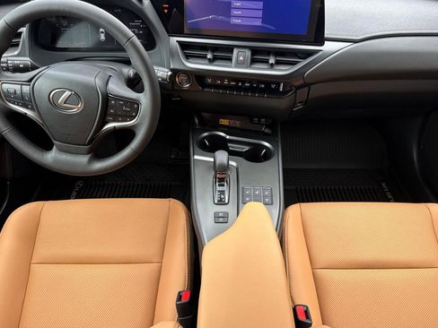New 2026 Lexus UX 300h AWD image 15